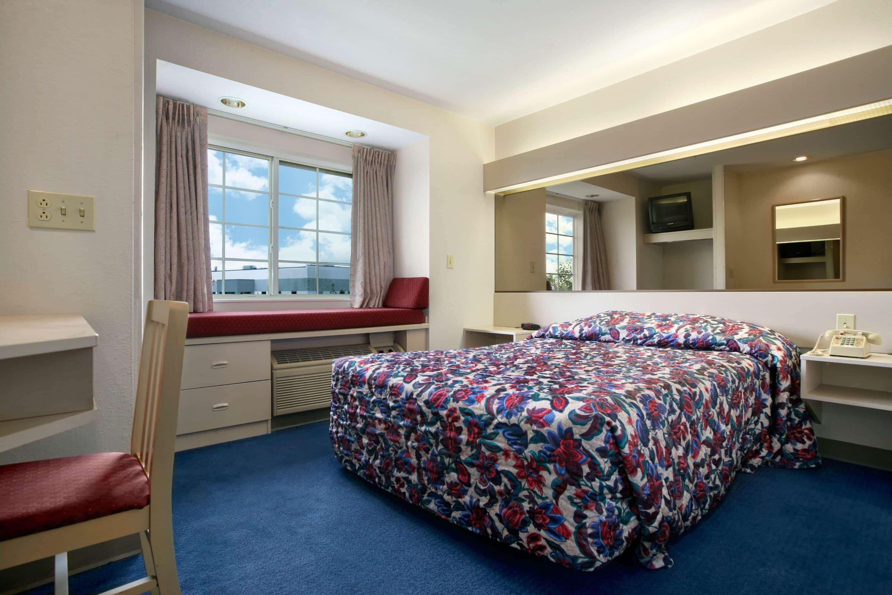 Microtel Inn By Wyndham Champaign Dış mekan fotoğraf