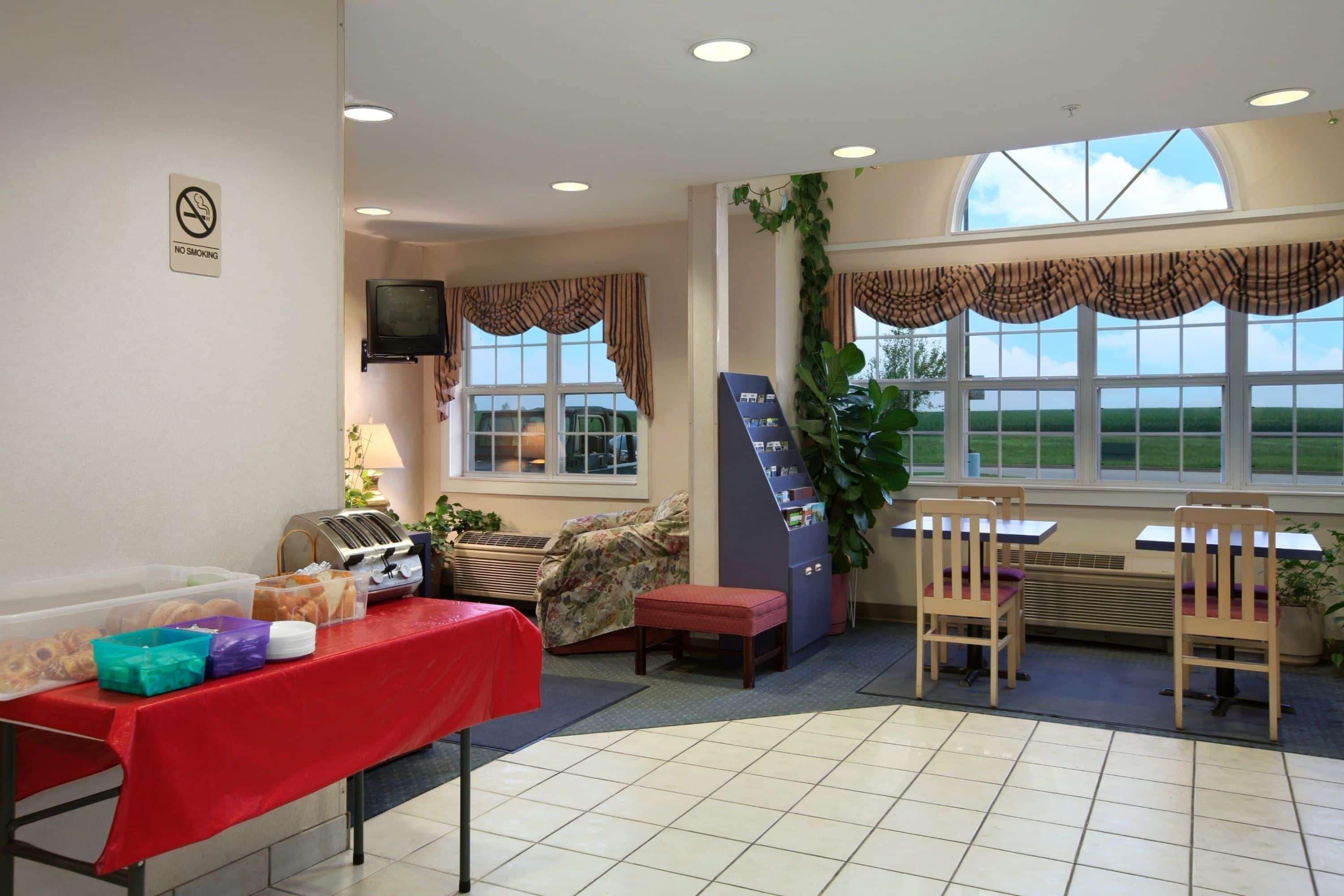 Microtel Inn By Wyndham Champaign Dış mekan fotoğraf